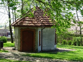 W niedzielę zajrzyjcie do Ożarowa, park dworski będzie otwarty